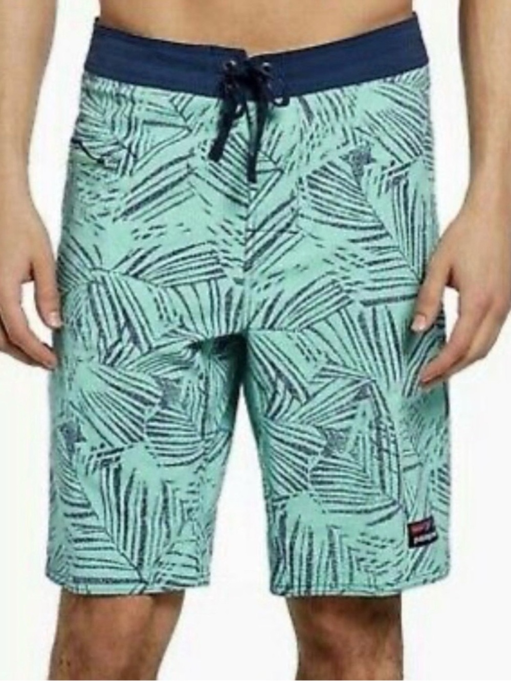 Patagonia Wavefarer boadshorts swim trunk shorts palm print
